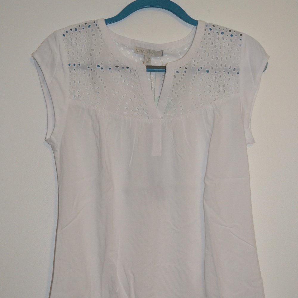 Eyelet Detailed Top
